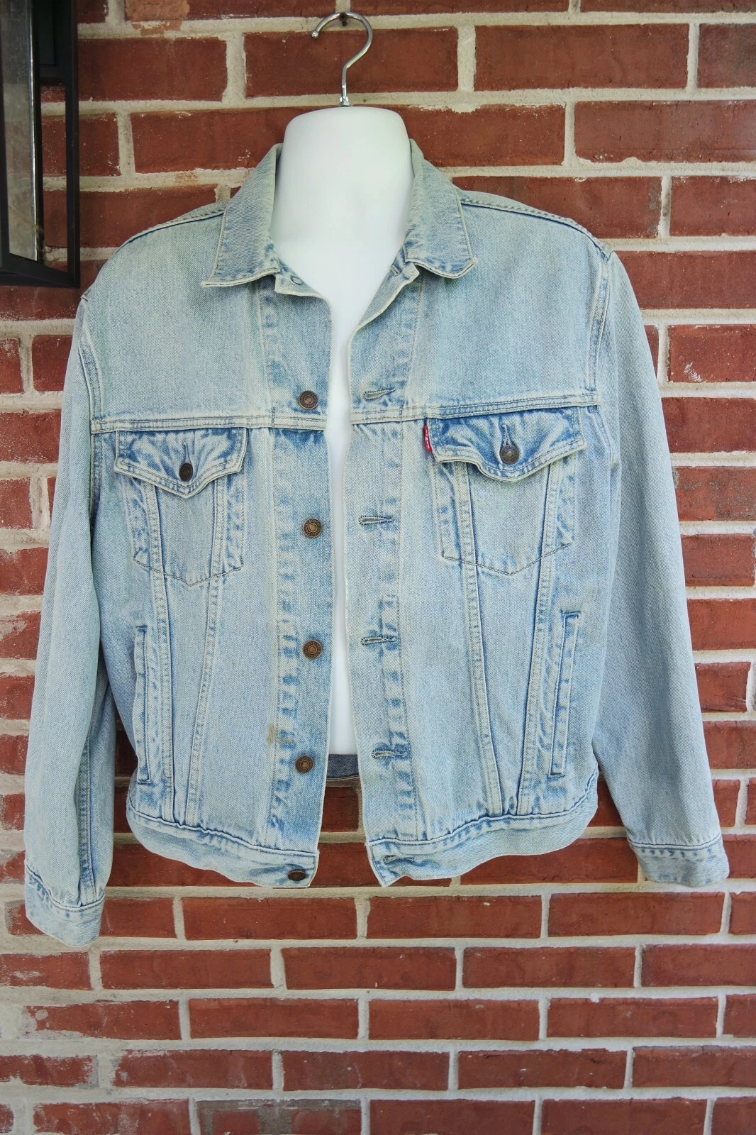 Vintage Levi's Denim trucker Jacket Men Blue Vintage Distressed Wash 70503 sz L