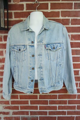 Vintage Levi's Denim trucker Jacket Men Blue Vintage Distressed