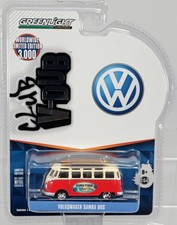 GreenLight Volkswagen Samba Bus Club V-Dub LE 3000 pcs - 51009 NRFP Tan/Red 1:64