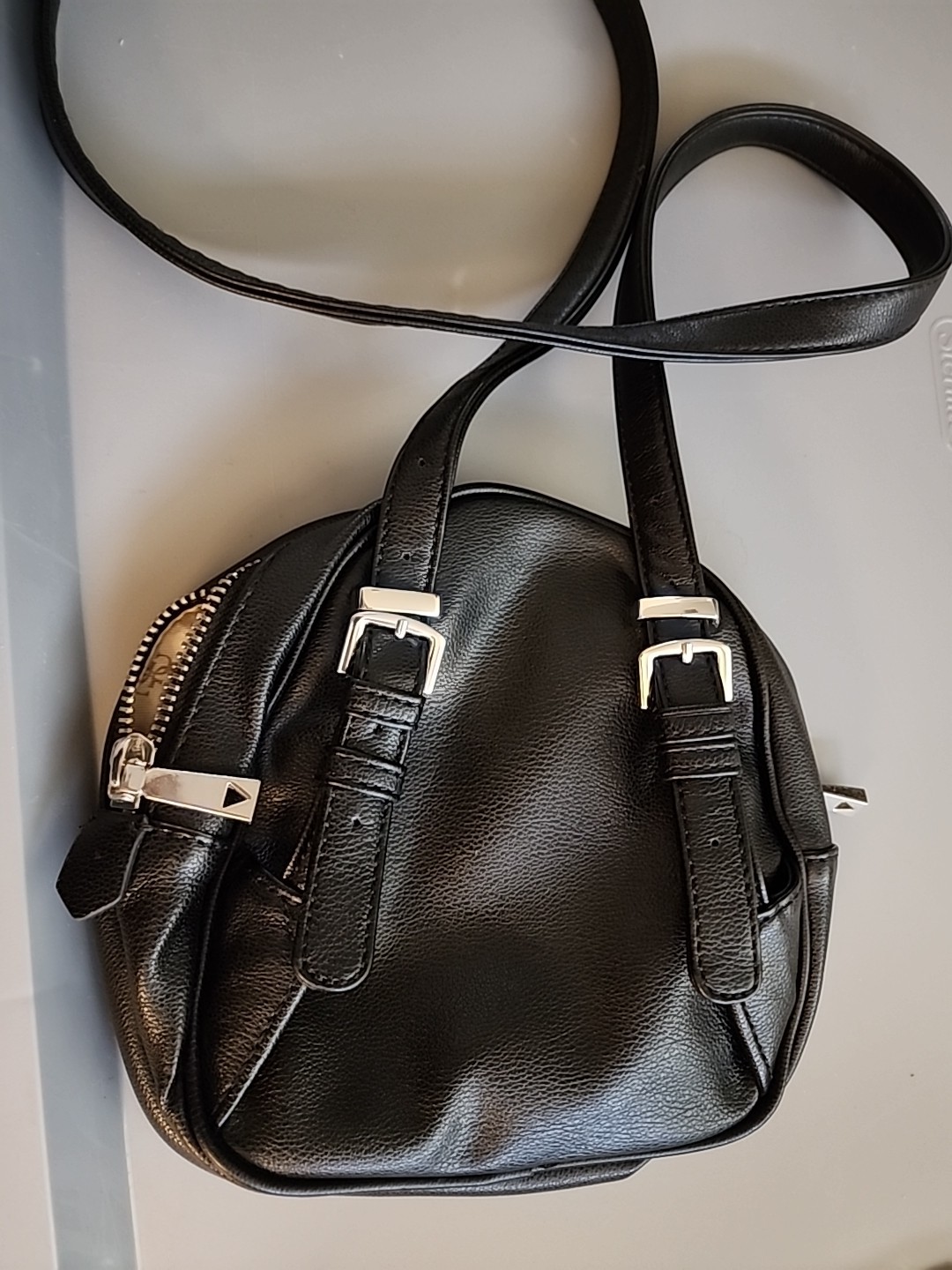 Guess Mini Backpack Black - image 7