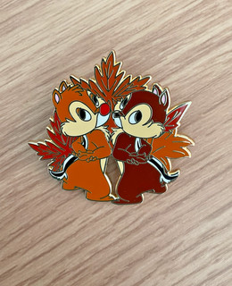 DISNEY DLP CHIP N DALE AUTUMN LEAVES PIN