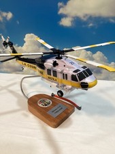 Sikorsky S70  Firehawk  flown by LA County Fi...