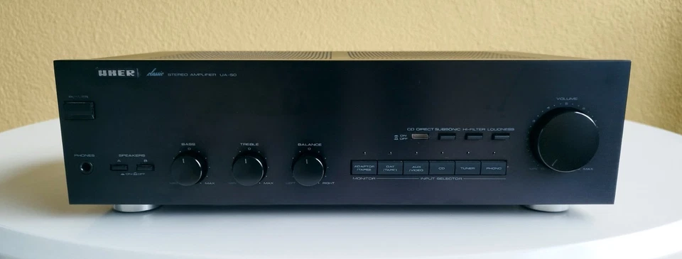 Voll-Verstärker von UHER, Typ UA-50, 2 x 50 Watt Sinus