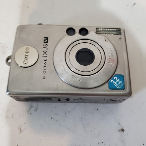 Canon Digital IXUS V3 Digital Camera UNTESTED - Picture 2 of 9