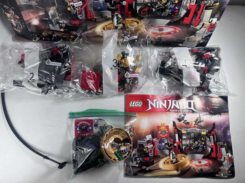 Lego Ninjago 70640 SOG Headquarters Masters Spinjitzu Leia a descrição - Imagem 3 de 4