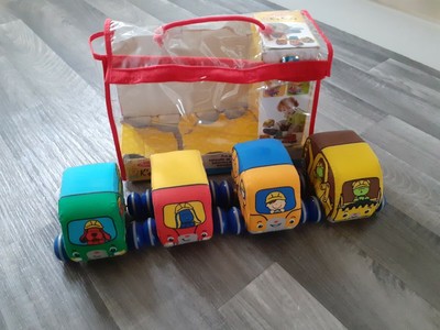 melissa & doug pull back construction vehicles