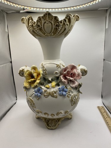 Rare Antique Capodimonte Porcelain Rose Floral Vase Made in Italy - Picture 2 of 16