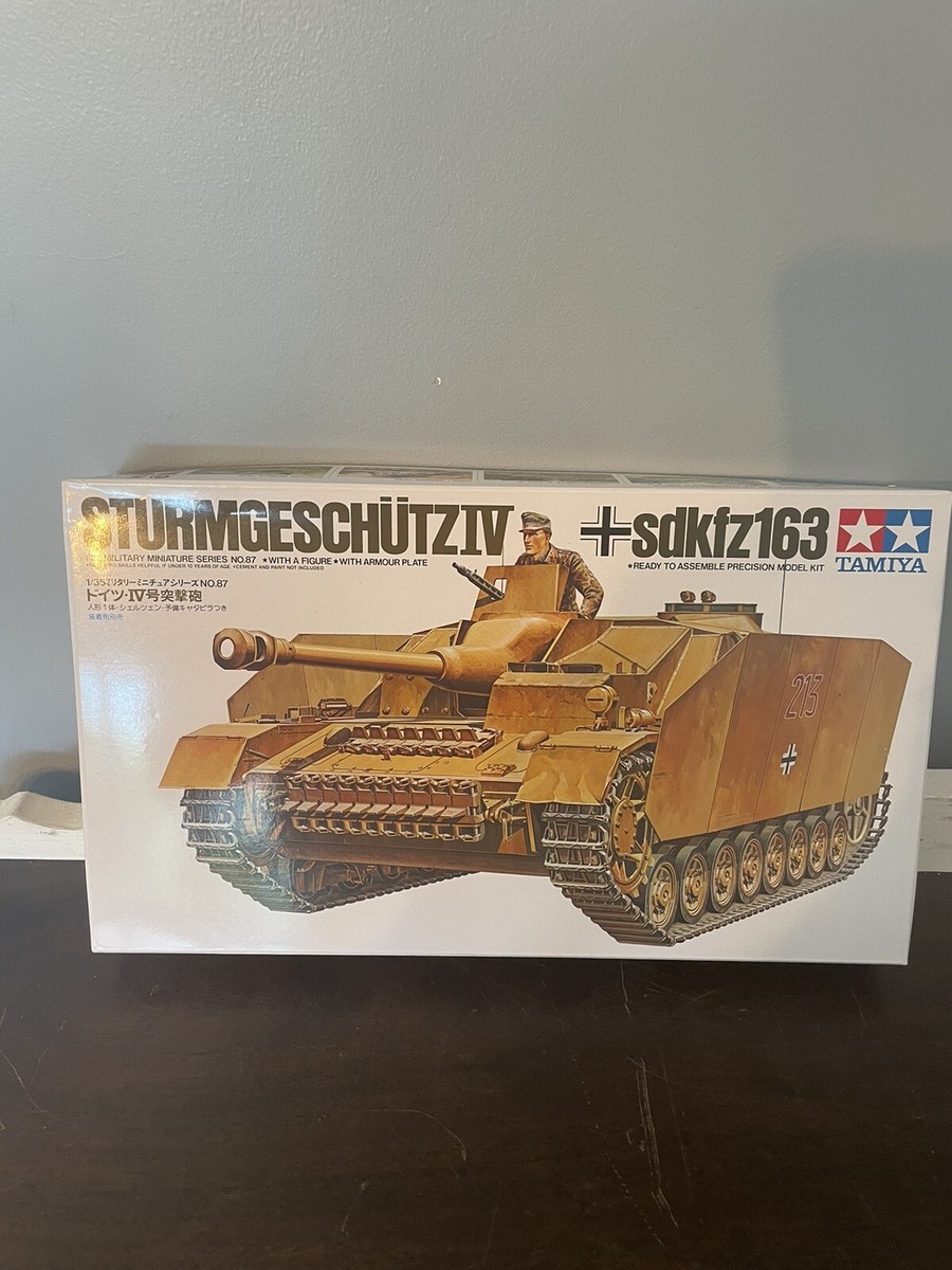 Tamiya Military Model 1/35 SturmgeschutzIV sdkfz163 Scale