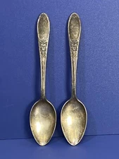 Lot of 2 Small Wm Rogers MFG IS Silver Plate Appetizer Spoons Burgundy Champagne