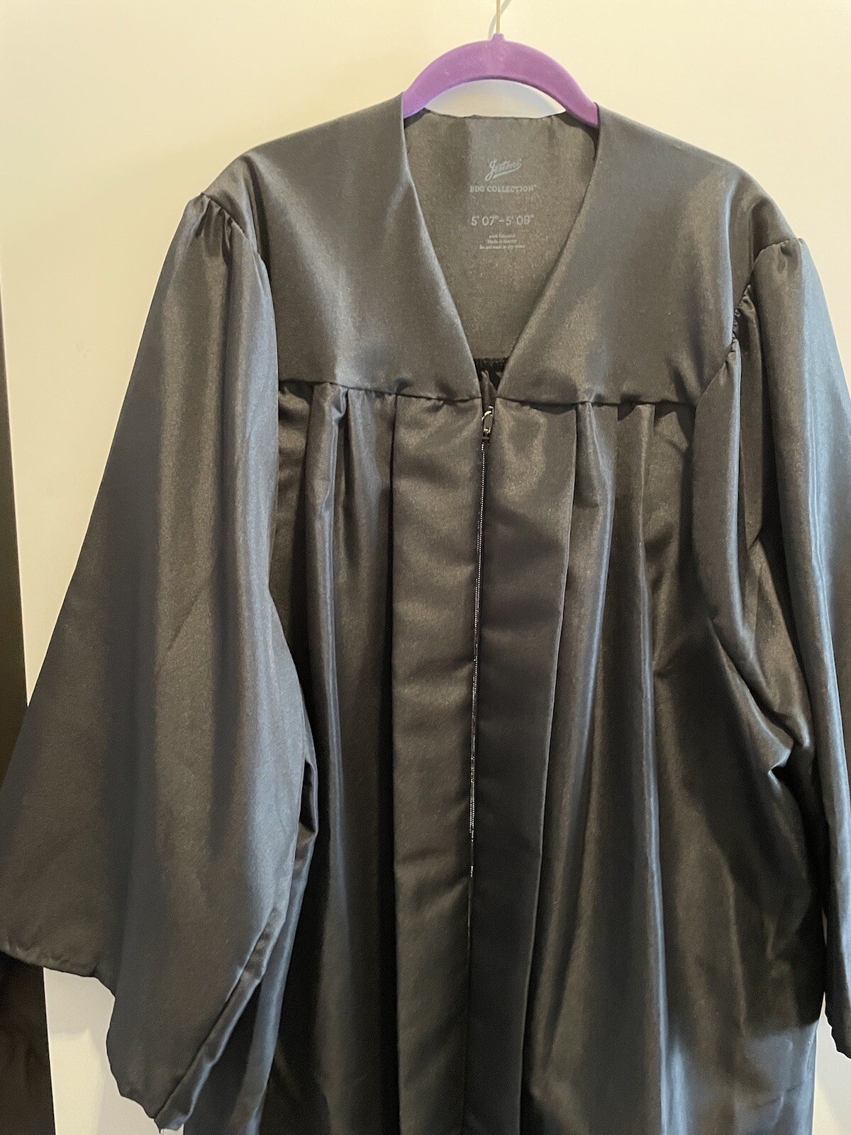 Jostens Black Graduation Robe Gown Judge Choir Wizard… Gem