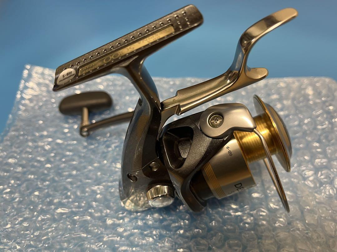 シマノ　05 BB-X DESPINA 5000 Shimano 05 BB-X Despina 5000 Spinning Reel Durable for Rock