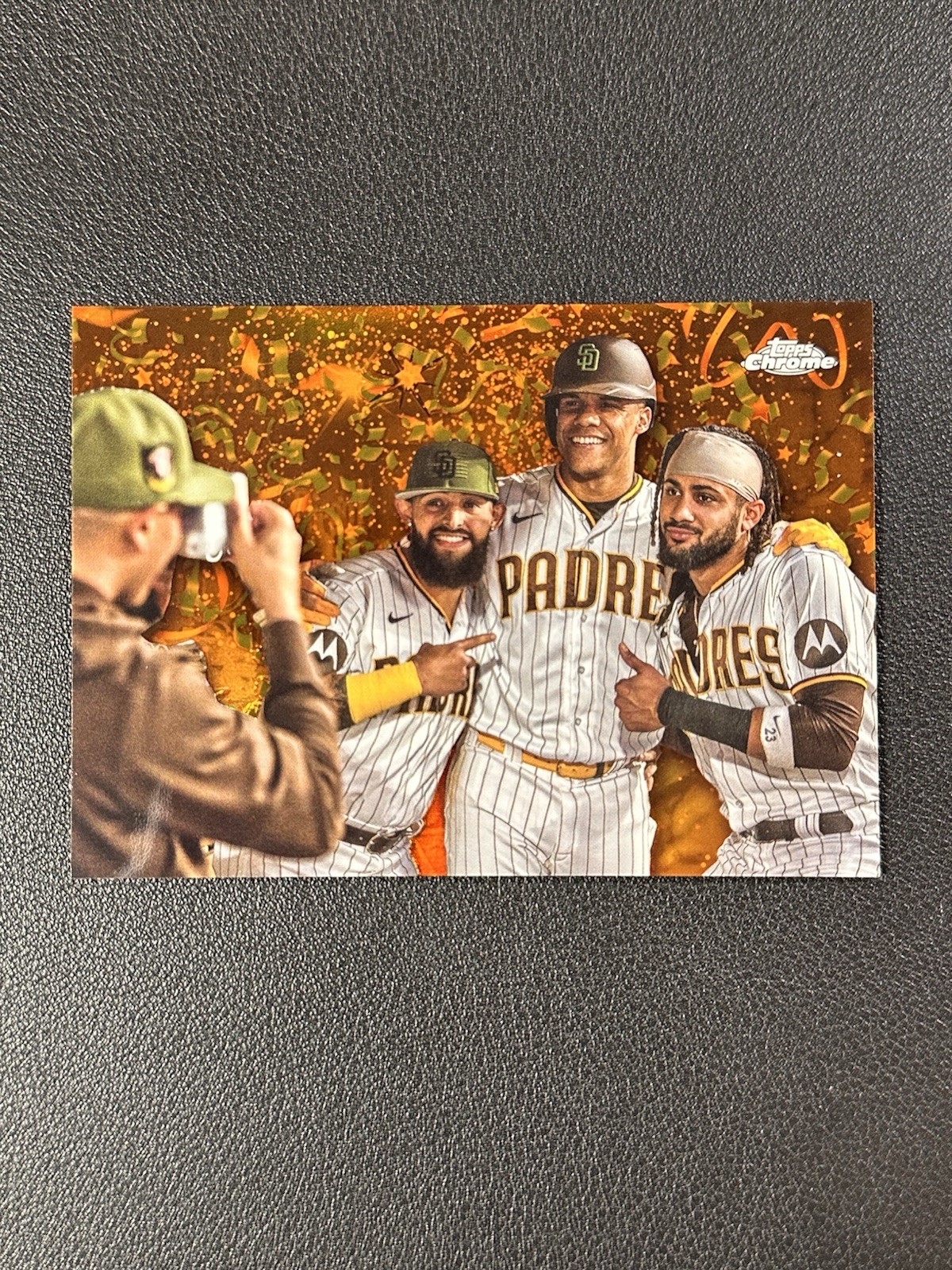 2023 TOPPS CHROME UPDATE JUAN SOTO CELEBRACION ORANGE 1/25 #C-11 PADRES SP SSP