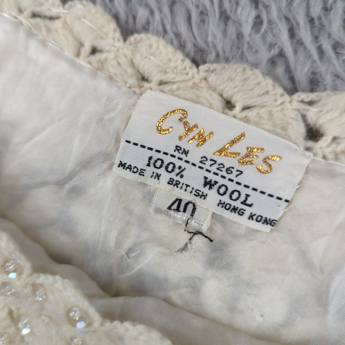 Vintage 1960s Cyn Les Sweater Top Women 40 White Wool Beaded Lined
