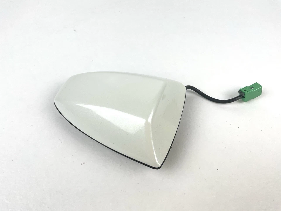 Antena de radio montada en techo Nissan Altima 2007-2018 28208-Zx60A OEM blanca Foto 3 de 4
