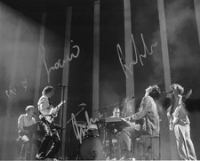 * PARCELS * signed 8x10 photo * LOVED * DAY/NIGHT * COA *