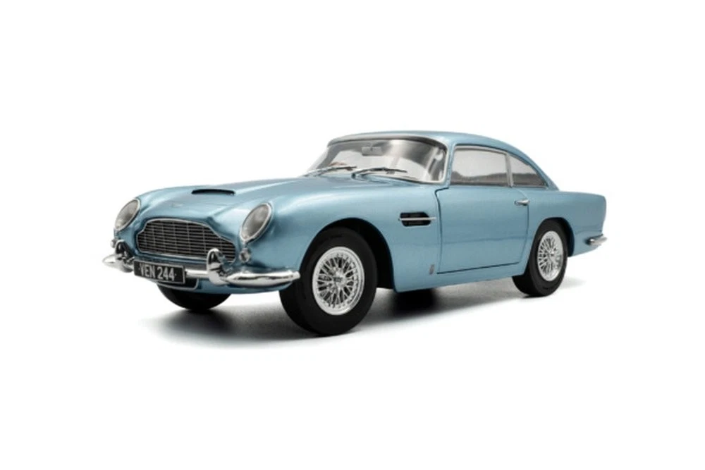 ASTON MARTIN V12 VANTAGE Green SOLIDO 1/43 Réf S4314101 - La Boutique D