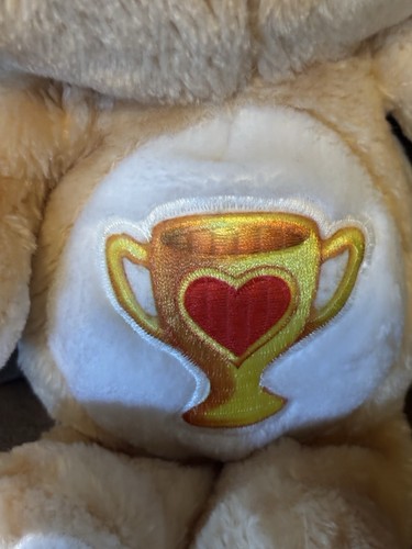 Vintage Kenner Care Bears hellbraun Champ Bär Trophäe Herz 13 Zoll Plüsch - Bild 2 von 5