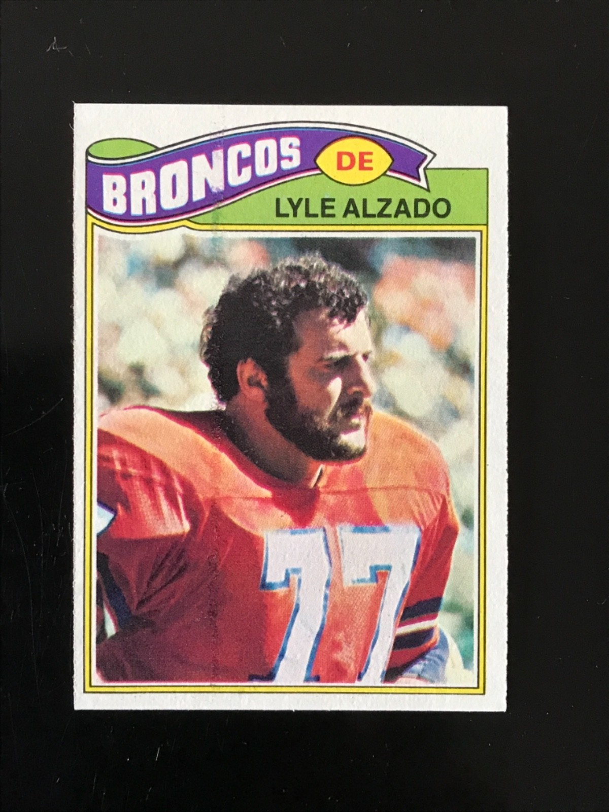 1977 Topps Lyle Alzado #386 Denver Broncos NMMT