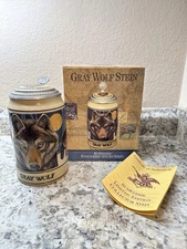 Budweiser Endangered Species Series GRAY WOLF 1993 Lidded Stein w Box  #19968
