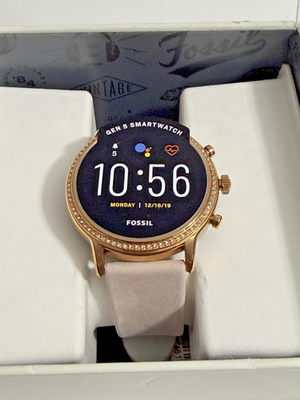 Fossil -‎ Gen 5 Smartwatch Juliana HR, Leather Band,  Rose Gold - Women\'s Fossil Gen 5 Smartwatch Julianna HR Rose Gold-Tone Stainless  main image 4