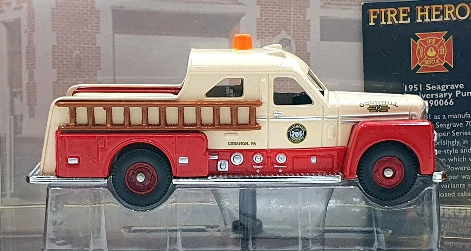 Corgi Appx 10cm Long Diecast CS90066 - 1951 Seagrave 70th Anniversary Pumper - Image 4 of 4