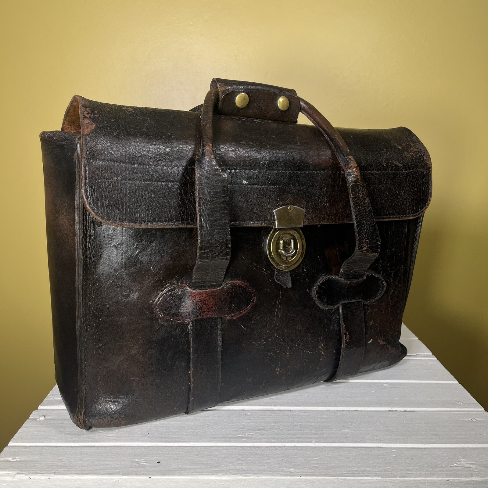 Doctor Lawyer Bag Satchel Antique Crest Lock Brown Le… Gem