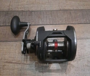 PENN Warfare 30LWLH Left Hand Reel 