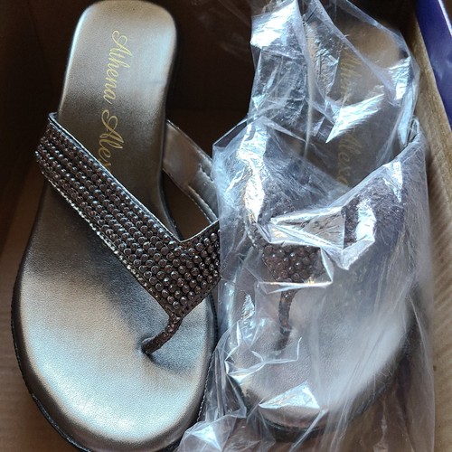 Athena Alexander Flip Flops Rhinestones Wedge Slip On Sandals Women Size 10