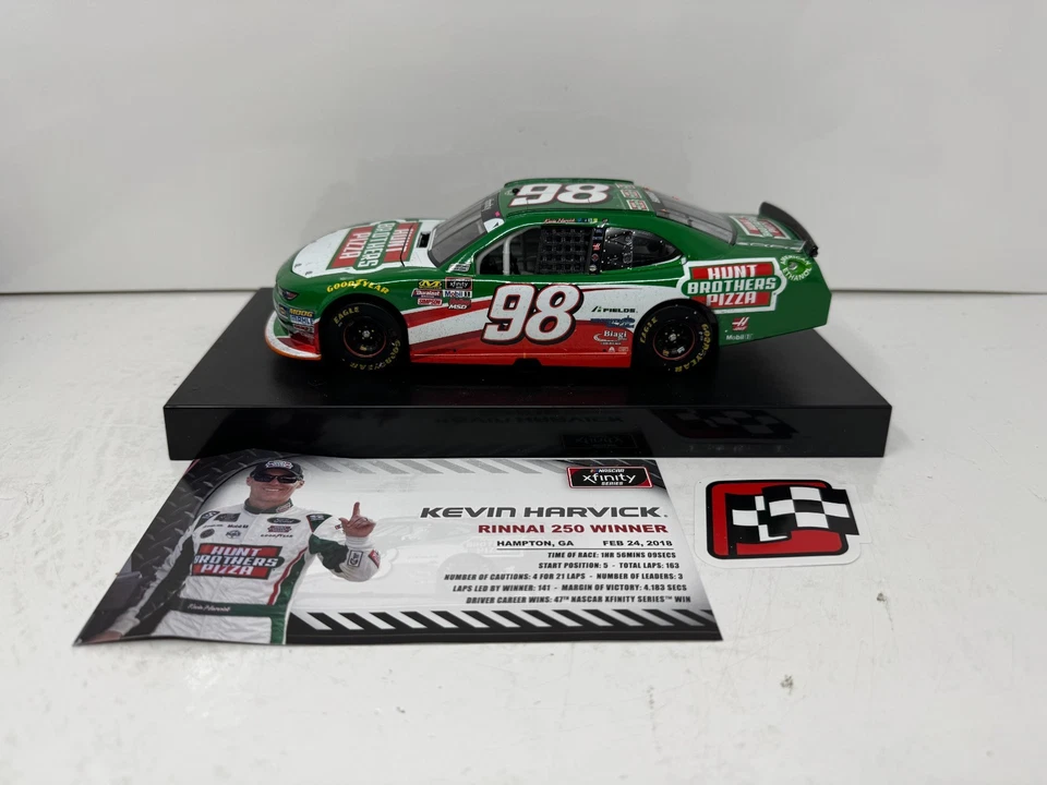 Lionel Nascar #98 Kevin Harvick Hunt Brothers Pizza Atlanta Win 1:24 Diecast Foto 4 de 4