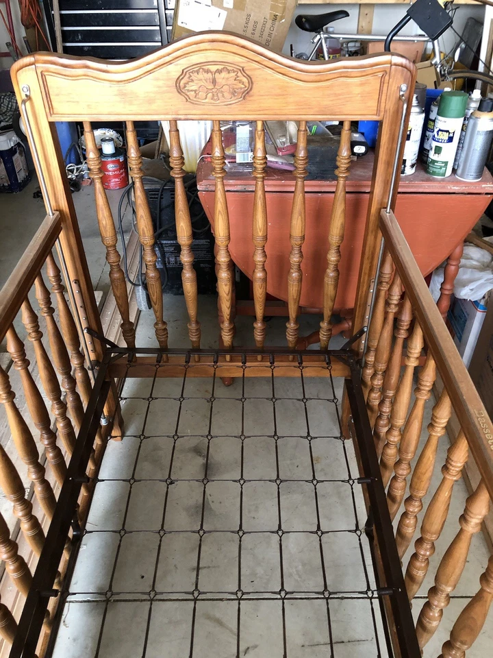 Crib, Bassett, Solid Wood, Vtg, For Re-purposing or original use - Image 2 of 4