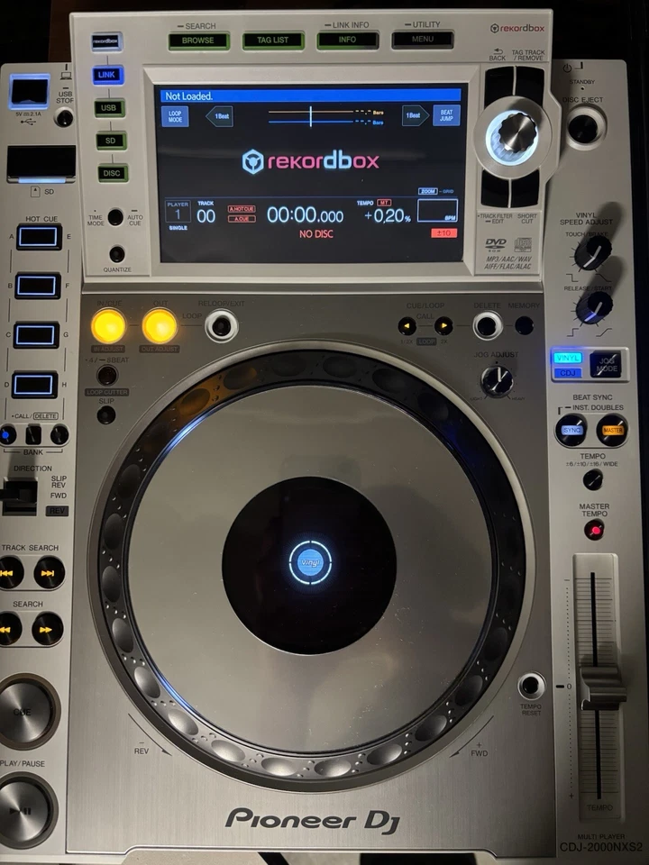 2x Pioneer CDJ-2000NXS2-W Nexus 2 White Limited Edition + 2x Decksaver - Bild 2 von 4