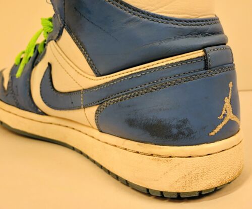 Size 12 - Jordan 1 Mid UNC Blue Nike Retro Model 554724-106 - See Photos - Picture 15 of 19