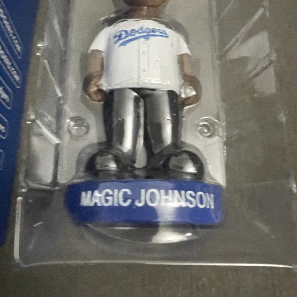 Magic Johnson Gnome Bobblehead Los Angeles LA Dodgers SGA Nuevo 2016 MLB Foto 3 de 4