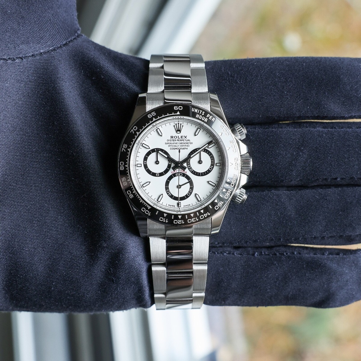 moe The BCL-2 inhibitor APG-2575 resets tumor-associated