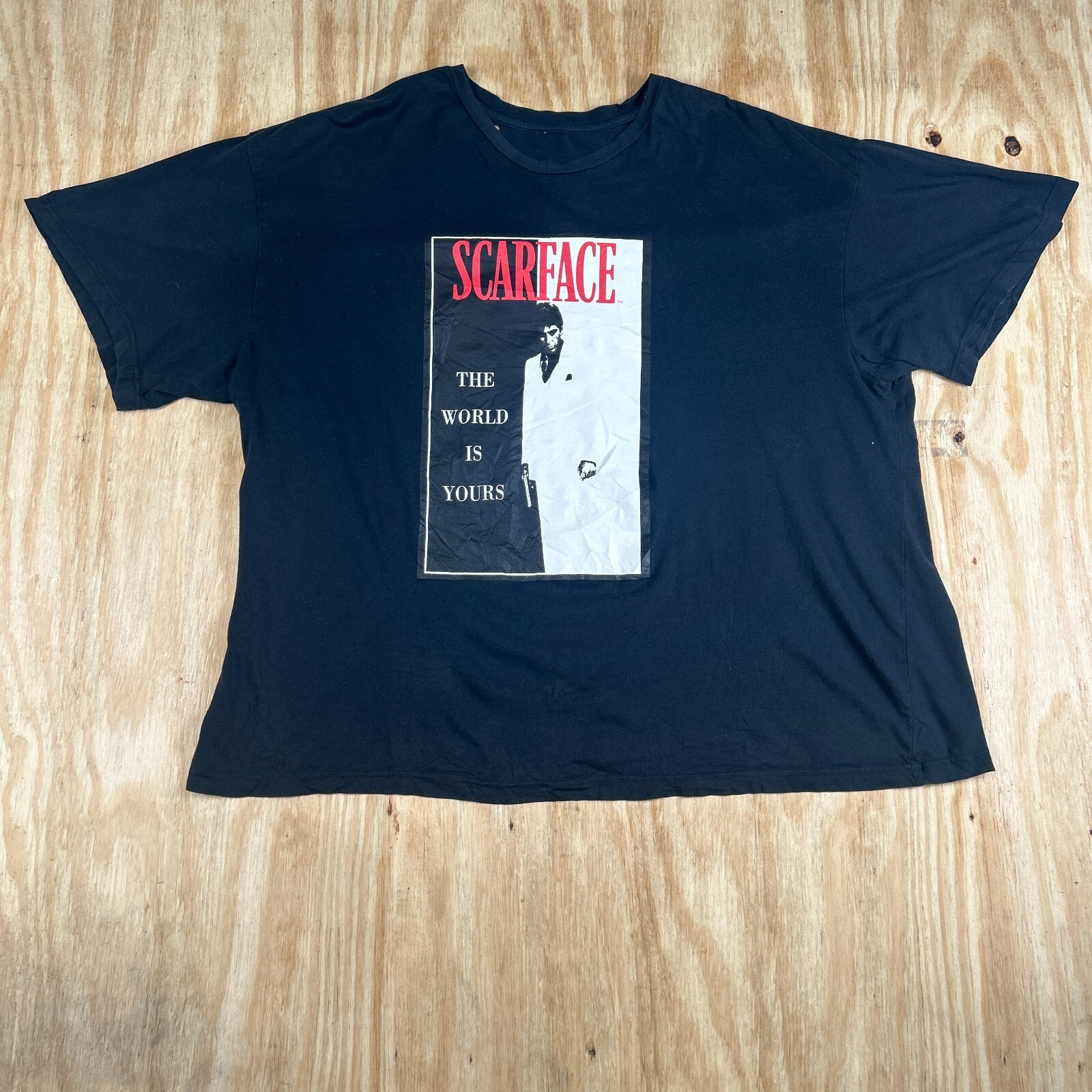 Scarface The World is Yours Vintage Graphic Tee Men's Black Short Sleeve Size L