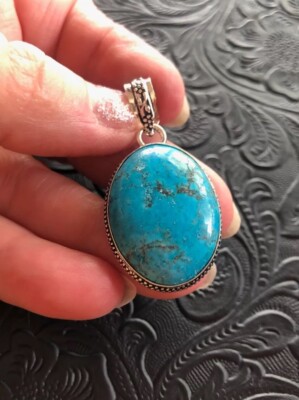 Old Southwest Blue Web Turquoise Artisan Pendant 1.5''