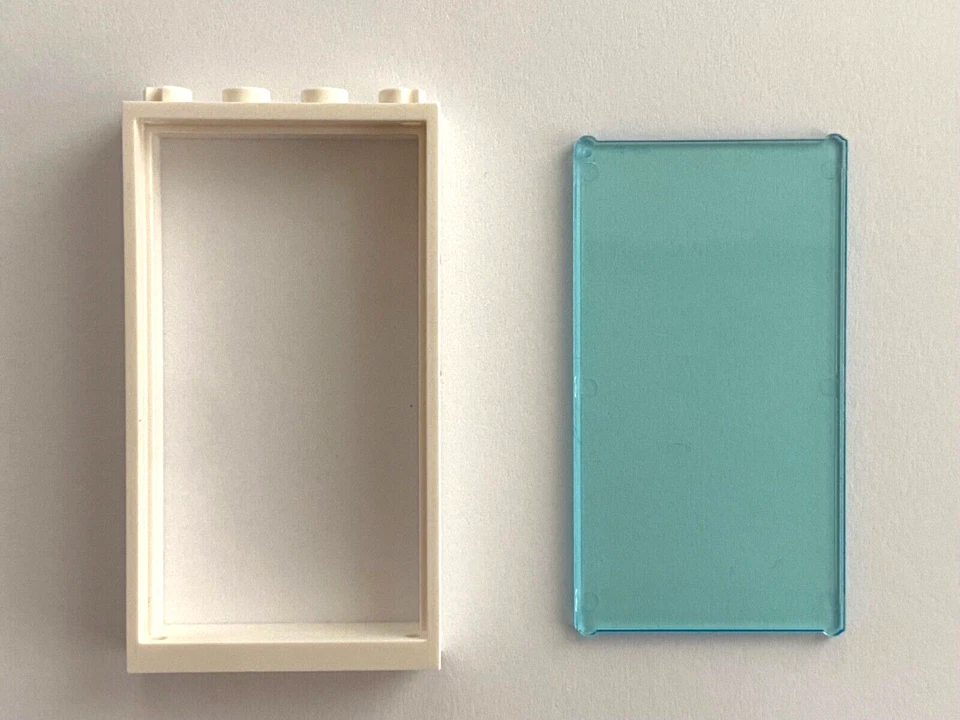 LEGO White 1 x 4 x 6 Window Frame with Trans-Light Blue Glass, Architecture, NEW - Image 2 of 3