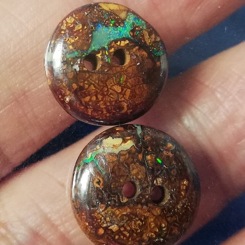 Impressive 2PCE buttons 13.35CT +VID Queensland Boulder Opal Polished - Imagen 2 de 6