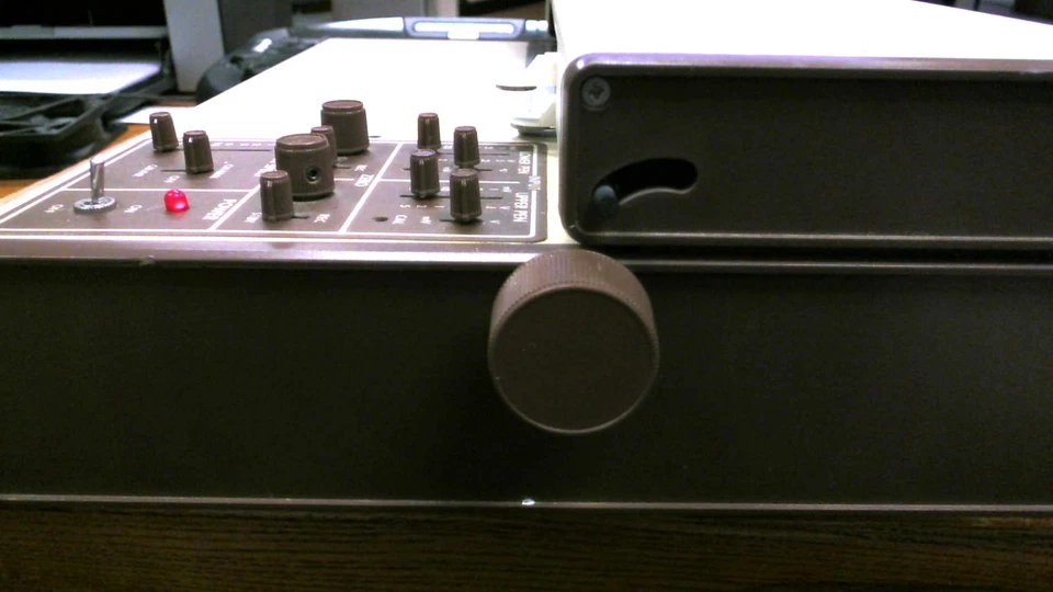 Linear Instruments 1200 Pen Plotter  - Image 4 of 4