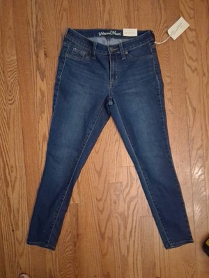 Universal Thread NWT Women's Mid- Rise Jegging 26 Waist  Smooths And Sculpts