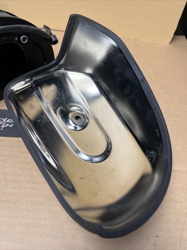 ‘22 Harley-Davidson OEM 107 Milwaukee Eight Air Cleaner Assembly Chrome 29000116 - Picture 24 of 24