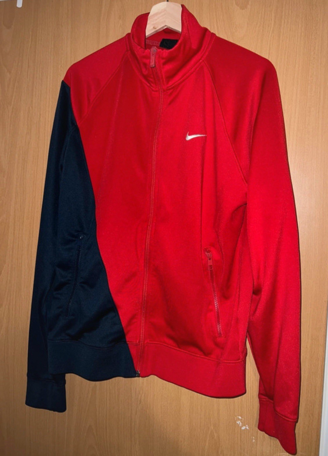 SACAI X NIKE Nike Tuta Uomo Top Medium Navy e Rosso Giacca Zip Allenamento Palestra