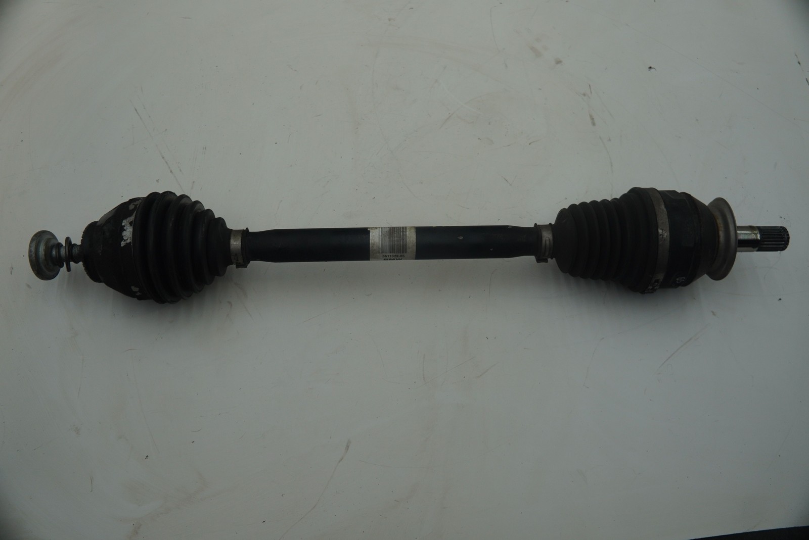 Front Right Passenger Side CV Axle Shaft 31608611322 OEM BMW i8 2014-20