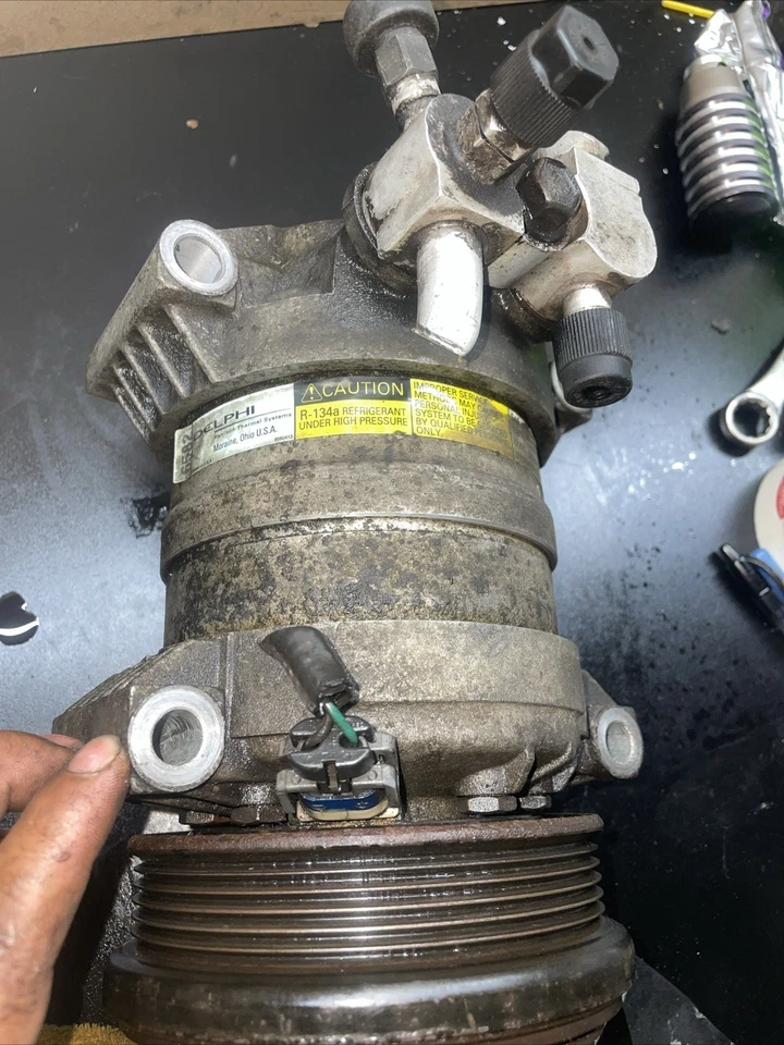 1995-1995 Chevrolet Tahoe Air Conditioning A/c Ac Compressor Oem A3DRM - Image 4 of 4