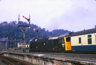 ORG 35mm SLIDE BR DIESEL LOCOMOTIVE CLASS 25 D5355 GREEN LIVERY CLASS 27009 1970