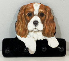 Dw Possum Designs 2001 King Cavalier Dog Wooden Peg Key Holder Wall Mounted Dw Possum Designs 2001 King Cavalier Dog Wooden Peg Key Holder Wall Mounted