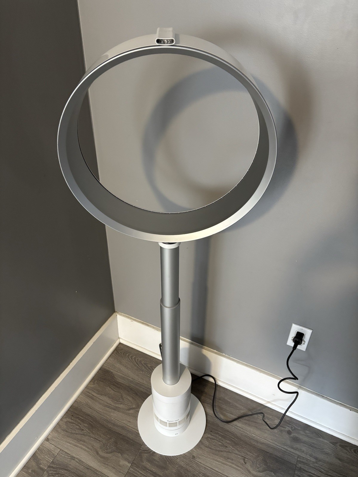 Dyson AM08 Air Multiplier Pedestal Standing Fan + Remote Controller + Fast ship