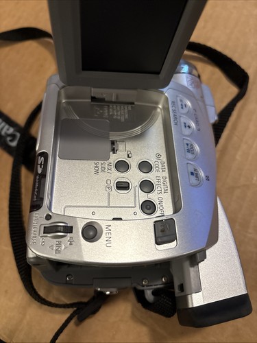 Canon NTSC ZR65MC Mini DV Digital Video Camcorder *Parts Or Repair Unit* - Picture 4 of 5