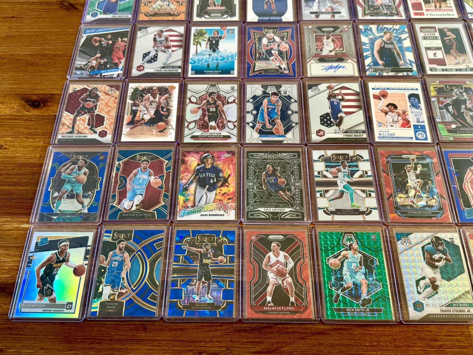 HUGE 200+ Sports Card VALUE LOT Numbered Auto Patch Insert HOF Rookie RC NBA NFL view 4