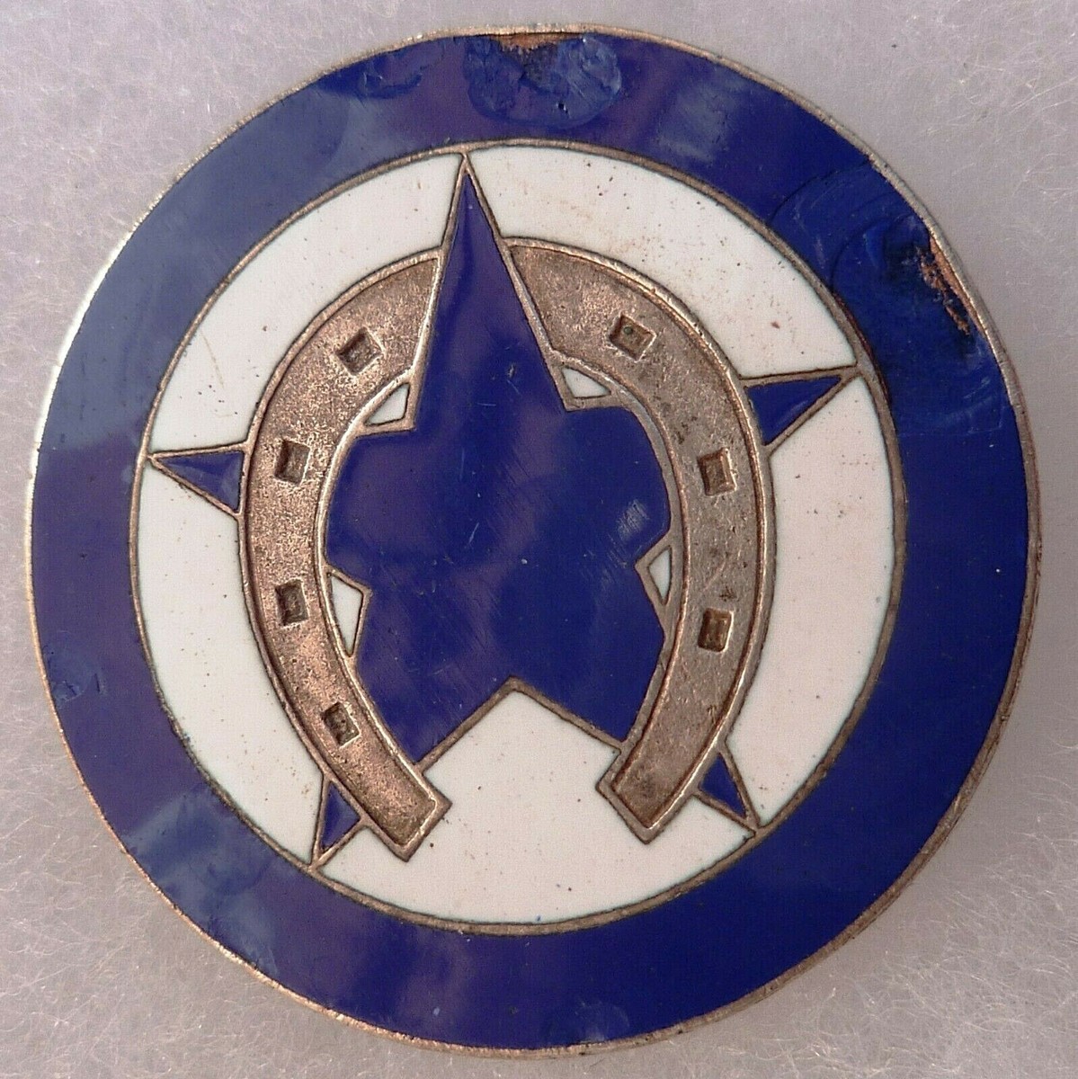 INSIGNE LEGION ETRANGERE - 4° R.E.I, 5° Cie Portée tête de Gazelle Bon